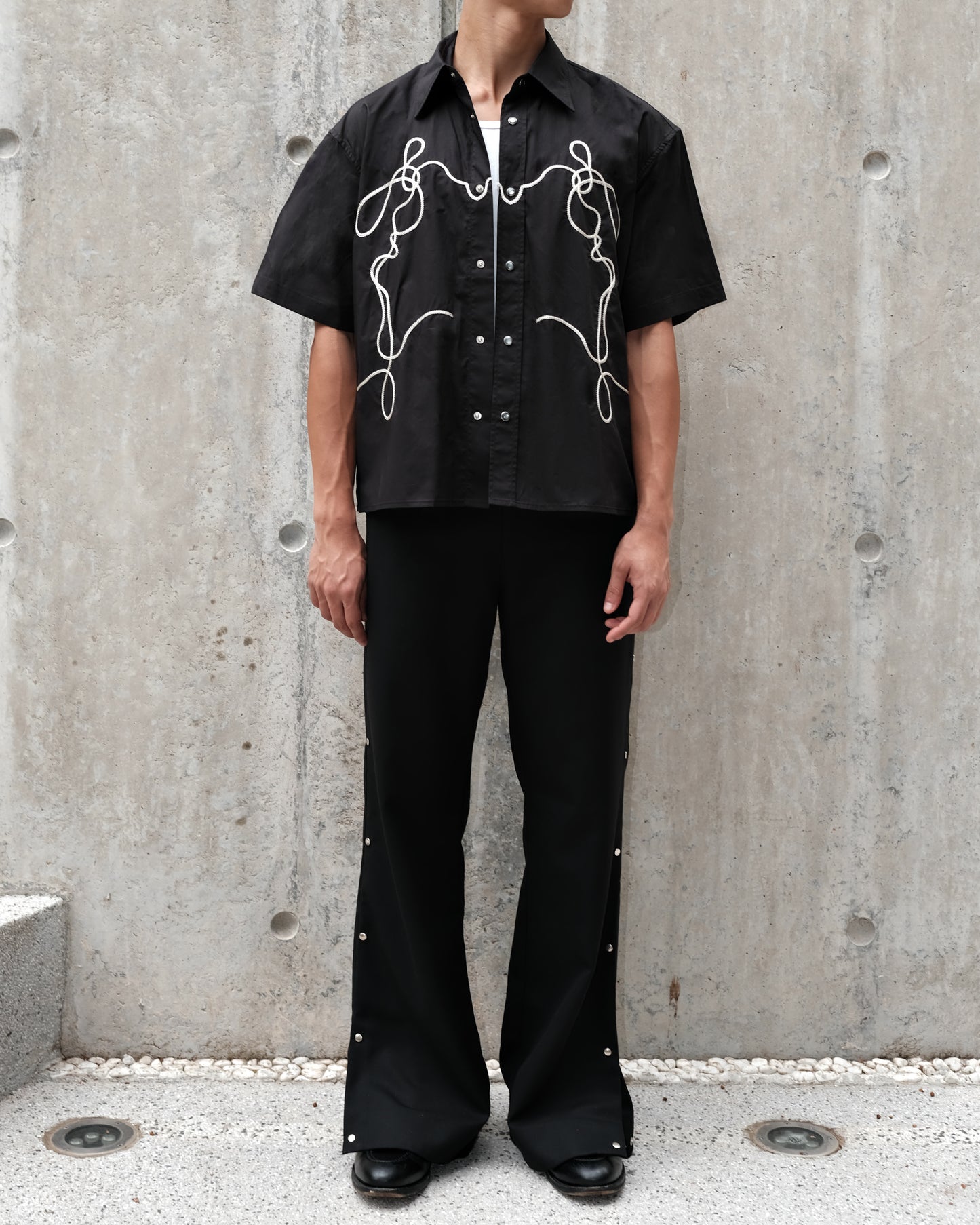Short Sleeve Parabola Shirt - Black